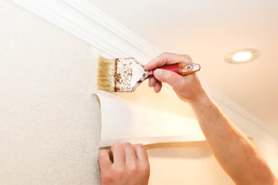 Pose de papier peint à Izaourt — revêtements muraux et toiles de verre